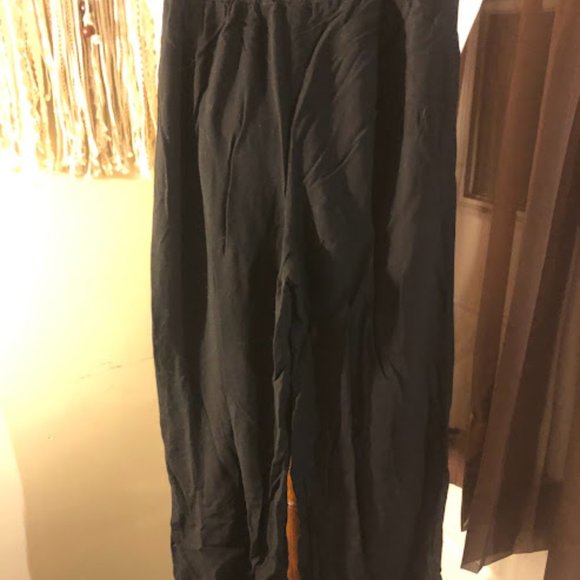 Girls Target brand black Rayon pants - Picture 2 of 3